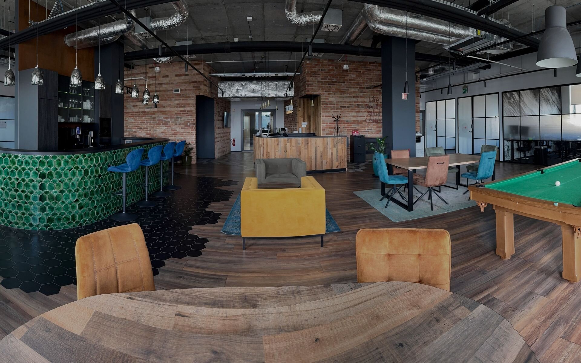 Kontakt z Investflow - rozpocznij nowy etap w biznesie